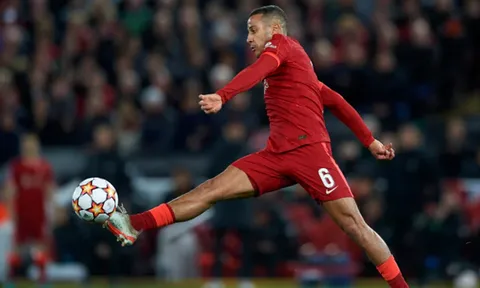 Hargreaves chỉ ra sao Liverpool ở đẳng cấp khác biệt