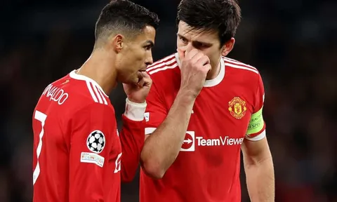 Ronaldo cay đắng, fan MU không muốn có anh mùa tới