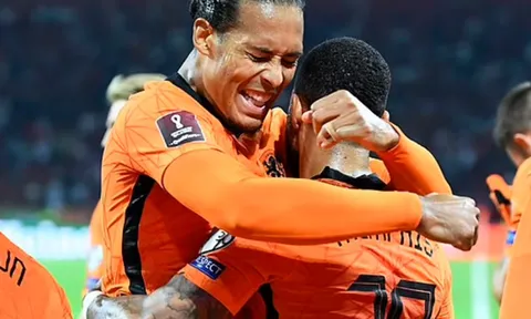 Hattrick ấn tượng, Hà Lan hủy diệt Thổ Nhĩ Kỳ