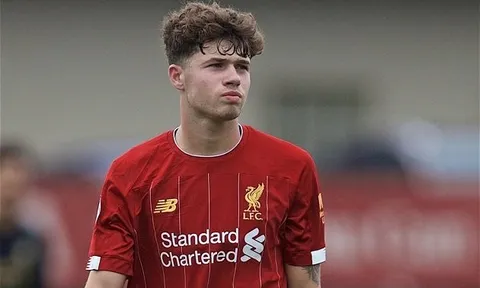 Hậu vệ cánh của Liverpool có mặt trong danh sách tham dự EURO