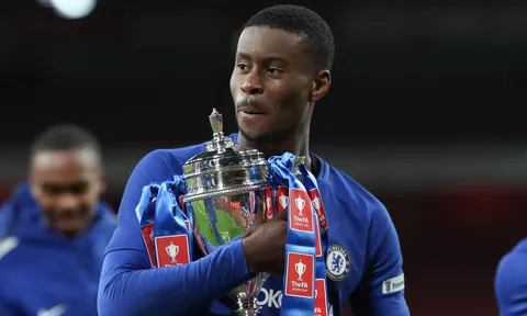 Hậu vệ Marc Guehi rộng đường trở lại nếu Chelsea đẩy đi 3 cái tên
