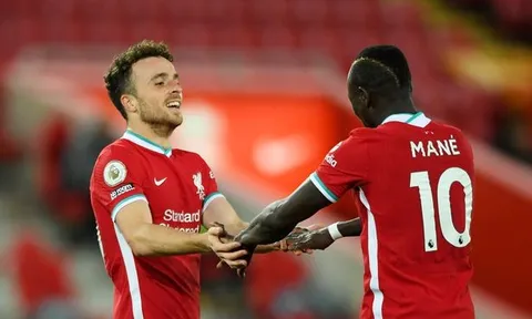 "Hãy loại Firmino và để cậu ấy vào bộ ba nguyên tử trên hàng công Liverpool"