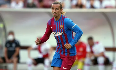 Hé lộ động thái của Griezmann về tương lai tại Barca