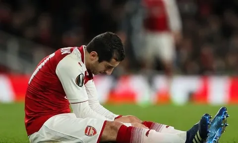 CHÍNH THỨC! Arsenal hủy hợp đồng, cho 'kẻ thất sủng' đến AS Roma miễn phí