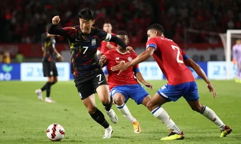 Son Heung-min ghi bàn thứ 3 liên tiếp từ chấm đá phạt