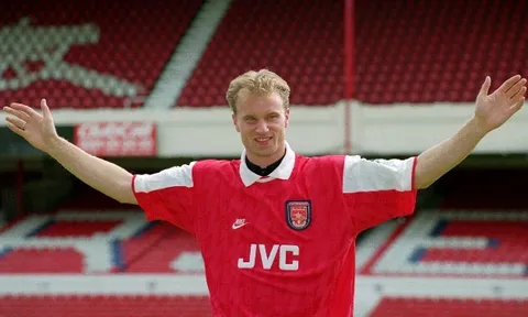 Chỉ cần nói 1 lời, Arsenal sẽ có sự phục vụ của huyền thoại