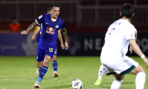 HLV Hàn Quốc: 'Cầu thủ phòng ngự HAGL cũng chơi tấn công tốt'
