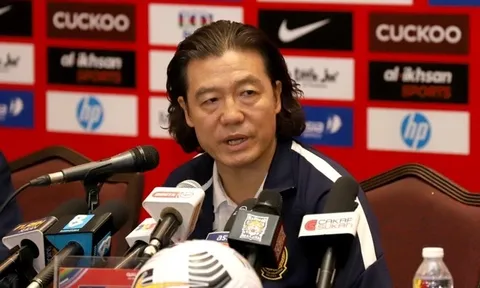 HLV Hàn Quốc quyết cùng Malaysia dự Asian Cup