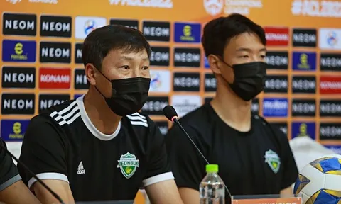 HLV Hàn Quốc: 'Văn Toàn có thể chơi ở K League 1'