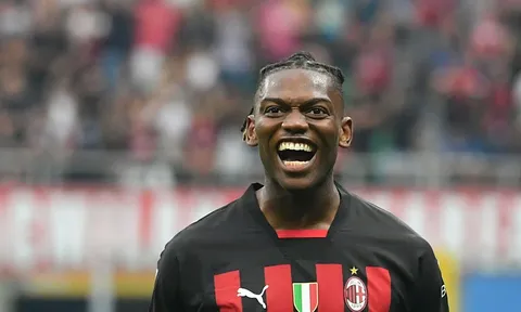 HLV Milan lên tiếng về "siêu bom" của Chelsea