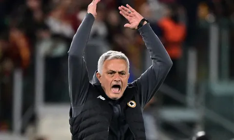 HLV Mourinho muốn chiêu mộ 3 cầu thủ Man United