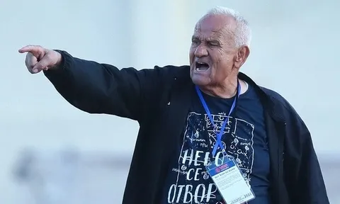 HLV Petrovic: 'Tôi không hiểu sao trọng tài làm vậy'