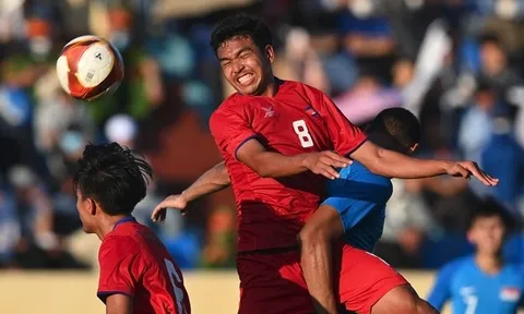 HLV U23 Campuchia chê học trò dứt điểm kém