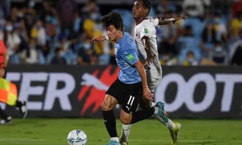 HLV Uruguay giải thích lý do tin dùng Facundo Pellistri