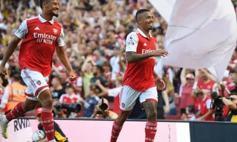 "Họ đã đến và đưa Arsenal lên tầm cao mới"
