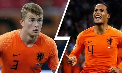 “Họ là những trung vệ tuyệt vời, chỉ xếp sau De Ligt và Van Dijk”
