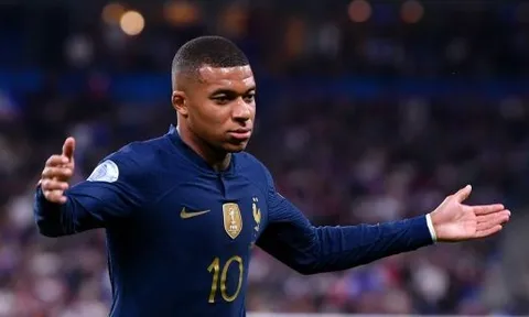 Hóa Messi, Mbappe '1 cân 5'
