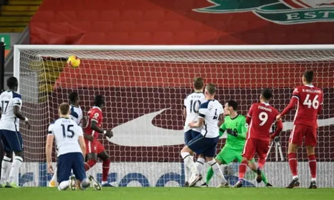 Hỏa tiễn phút cuối, Liverpool đoạt ngôi đầu từ tay Tottenham
