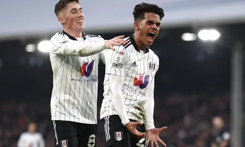 Hoàn tất thỏa thuận, Liverpool lên kế hoạch công bố tân binh