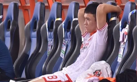 Hoàng Đức dính chấn thương trước ngày lên tuyển
