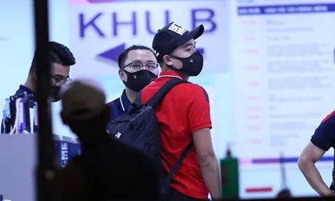 Hoàng Thịnh đã làm những gì sau pha tắc bóng ác ý với Hùng Dũng?