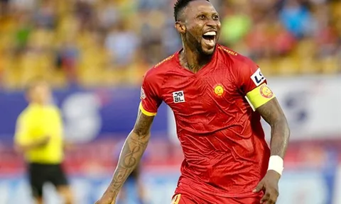 Hoàng Vũ Samson: Khi vị "hoàng đế" V-League cô đơn
