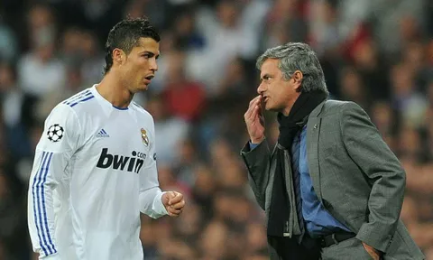 Hồi sinh Ronaldo, Rangnick phải học Mourinho và Ancelotti