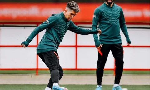 Họng pháo trở lại, Jurgen Klopp gặp cơn đau đầu dễ chịu