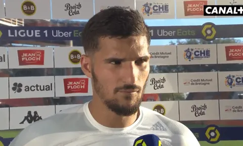 Được Arsenal quan tâm, Aouar nói bóng gió về tương lai