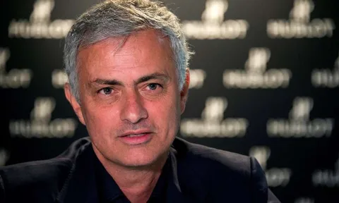 Đội hình "siêu mạnh" của Mourinho cùng Tottenham mùa giải tới