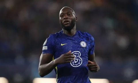 Hứa không giữ lời, Lukaku bị chỉ trích