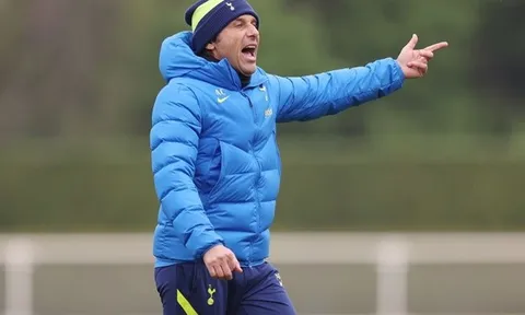 Hụt Luis Diaz, Conte đòi Tottenham 'rải bom' TTCN