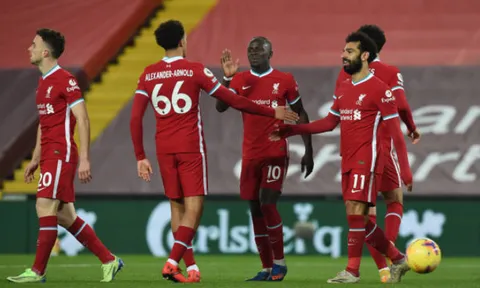 Hủy diệt Wolves, Liverpool tiếp tục bám đuổi Tottenham ở đỉnh BXH