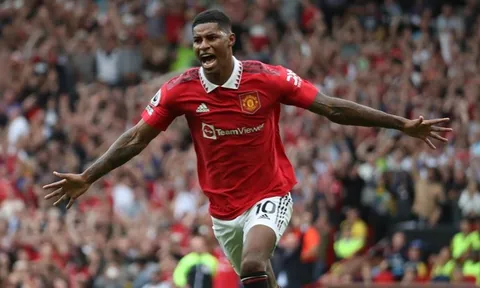 Huyền thoại Arsenal văng tục khi nói về Rashford