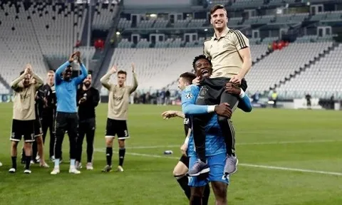 Huyền thoại khẳng định Ajax sắp mất thêm 2 trụ cột