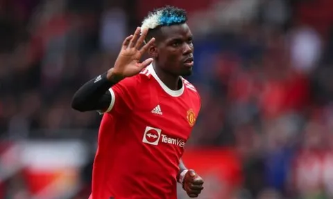 Huyền thoại khuyên Man Utd bán Paul Pogba, mua sao Premier League
