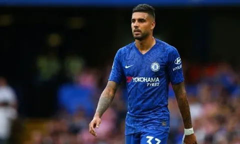 Chelsea coi chừng, Sarri đang "dò la" công thần của Lampard