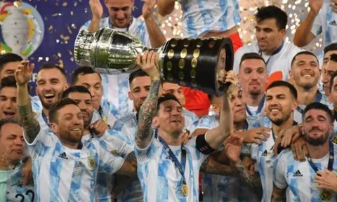 Hành động cho thấy tầm vóc của Messi sau khi vô địch Copa