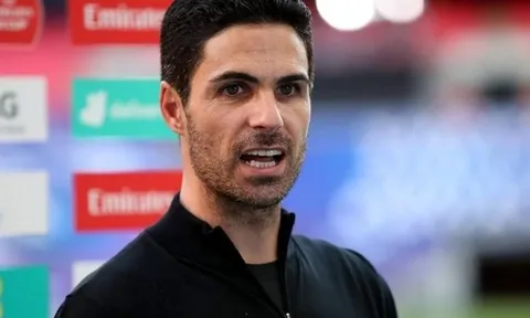 'Công thần' Arsenal mất kiên nhẫn, nhắn tin thẳng Arteta cầu xin ra đi