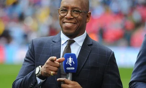 Ian Wright chỉ ra 1 cái tên có thể khiến Chelsea rơi ra khỏi Top 4