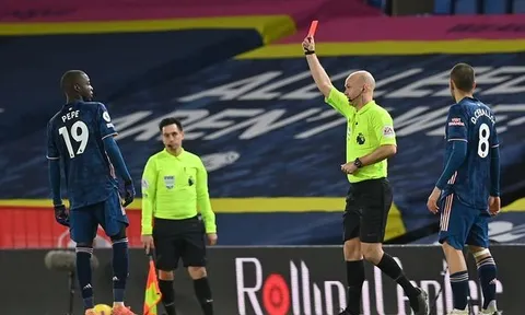 Ian Wright: "Nicolas Pepe đã quá ích kỷ với các đồng đội ở Arsenal"
