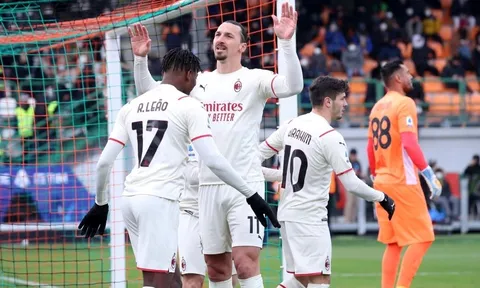 Ibrahimovic san bằng kỷ lục ghi bàn của Ronaldo