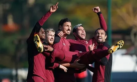 Ibrahimovic chơi lớn, chi tiền mua Play Station 5 tặng các đồng đội