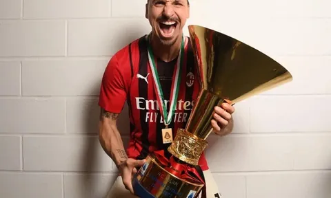 Ibrahimovic: 'Tôi thi đấu mà không có dây chằng đầu gối trong 6 tháng'