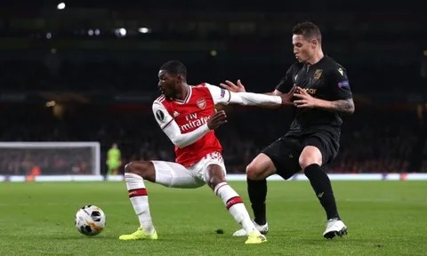 Thắng nhọc, fan Arsenal nổi đóa: "Cực kỳ chán ngán, biến khỏi đây ngay lập tức!"