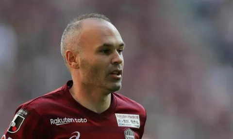 Iniesta lên kế hoạch trở lại Barca