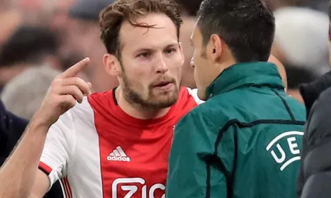 'Trận này nằm trong top 2 trận đấu ngu ngốc nhất tôi từng chơi'