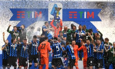 Inter ăn mừng Scudetto bằng chiến thắng 5 sao