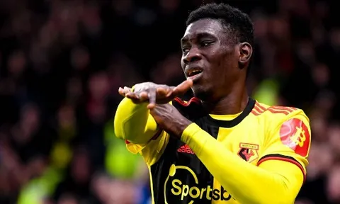 Watford "bẻ lái cực gắt", Man Utd tiến sát thương vụ "máy chạy 45 triệu"