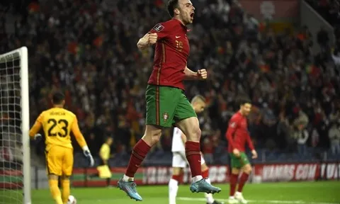 Bồ Đào Nha 'săn' vé World Cup: Vũ khí Diogo Jota